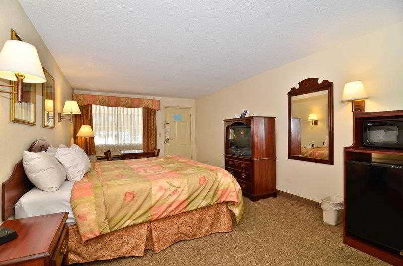 Econo Lodge Inn & Suites Fort Oglethorpe Buitenkant foto