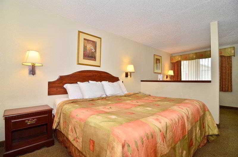 Econo Lodge Inn & Suites Fort Oglethorpe Buitenkant foto