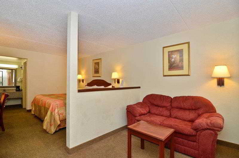 Econo Lodge Inn & Suites Fort Oglethorpe Buitenkant foto
